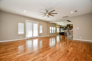 955 W 24th St, Houston, TX 77008 - Photo 26
