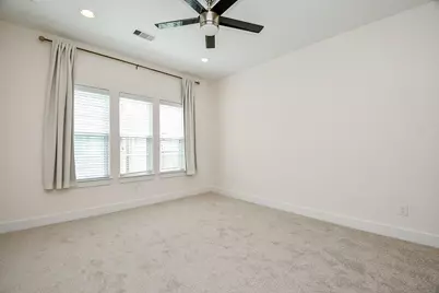 955 W 24th Street #D, Houston, TX 77008 - Photo 30