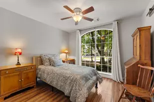43 Tethered Vine Pl, The Woodlands, TX 77382 - Photo 4