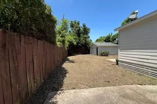 1309 Tarley St, Houston, TX 77009 - Photo 6