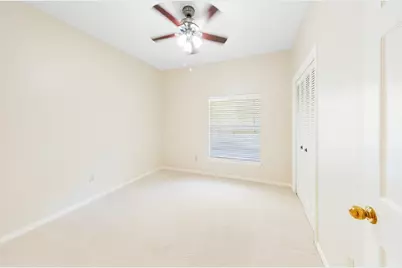 15914 Meadowside Drive, Houston, TX 77062 - Photo 20