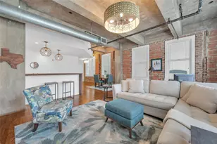 204 Travis St, Houston, TX 77002 - Photo 4