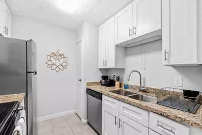 7900 N Stadium Drive #32, Houston, TX 77030 - Photo 12