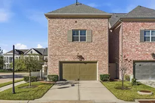 259 Green Blvd, Shenandoah, TX 77384 - Photo 42