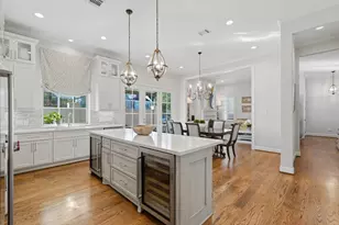 259 Green Blvd, Shenandoah, TX 77384 - Photo 16