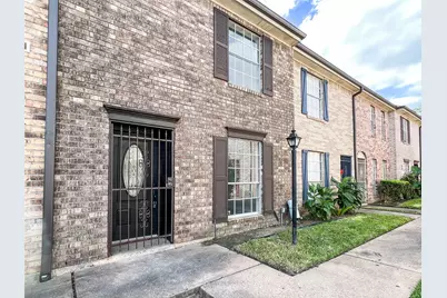 1715 Moritz Drive #2, Houston, TX 77055 - Photo 2