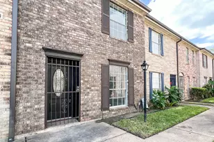 1715 Moritz Dr, Houston, TX 77055 - Photo 2