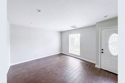 1715 Moritz Drive #2, Houston, TX 77055 - Photo 4