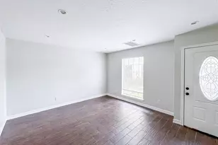 1715 Moritz Dr, Houston, TX 77055 - Photo 4