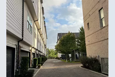 616 Delano Street, Houston, TX 77003 - Photo 14