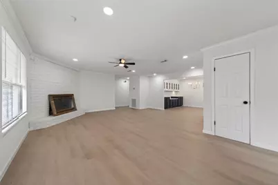 6 Quailwood Drive, Baytown, TX 77521 - Photo 8