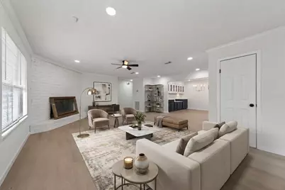 6 Quailwood Drive, Baytown, TX 77521 - Photo 8