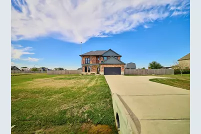 11718 Casadores Lane, Needville, TX 77461 - Photo 4