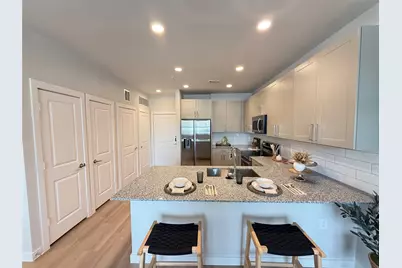 1610 Campbell Rd #B4.395, Houston, TX 77055 - Photo 2