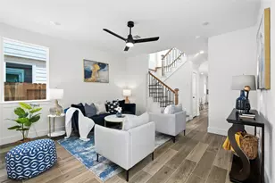 131 S Virginia Ave, La Porte, TX 77571 - Photo 4