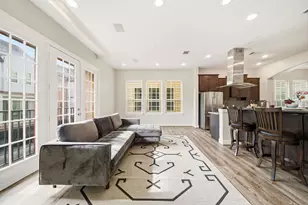 5525 Petty St, Houston, TX 77007 - Photo 8