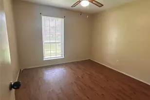 12755 Brookglade Cir, Houston, TX 77099 - Photo 8