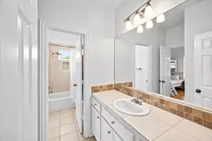 4021 Glenshire St, Houston, TX 77025 - Photo 34