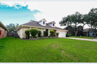 5233 Ridgecrest Drive, La Porte, TX 77571 - Photo 4