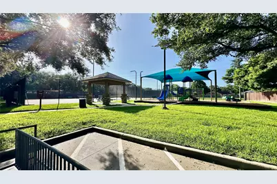 2103 Steamboat Run, Sugar Land, TX 77478 - Photo 18