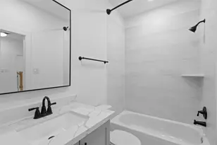 714 W Donovan St, Houston, TX 77091 - Photo 18