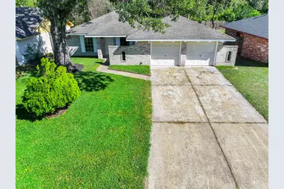 10126 Pine Moss Drive, Houston, TX 77040 - Photo 2