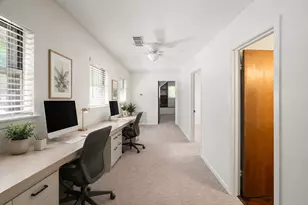 1906 Spillers Ln, Houston, TX 77043 - Photo 20
