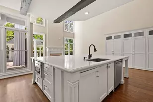 83 S Longspur Dr, The Woodlands, TX 77380 - Photo 12