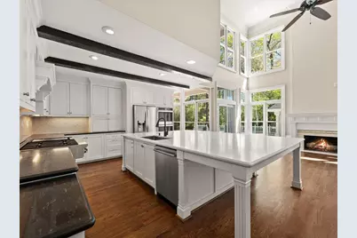 83 S Longspur Drive, The Woodlands, TX 77380 - Photo 10