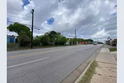 204 S 75th Street, Houston, TX 77011 - Photo 10