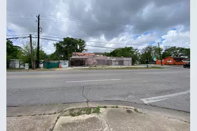 204 S 75th Street, Houston, TX 77011 - Photo 4