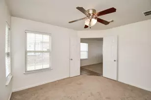 12818 Schiller Park Ln, Houston, TX 77014 - Photo 8