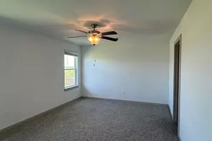 945 Elliott Dr, Nome, TX 77629 - Photo 12