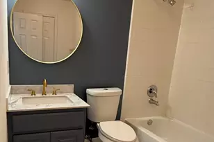 8715 Rippling Water Dr, Sugar Land, TX 77479 - Photo 18