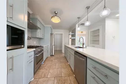 3817 Downing Circle, Deer Park, TX 77536 - Photo 2