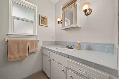 8507 Langdon Lane, Houston, TX 77036 - Photo 36
