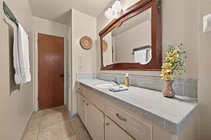 8507 Langdon Ln, Houston, TX 77036 - Photo 32