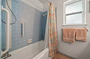 8507 Langdon Ln, Houston, TX 77036 - Photo 36