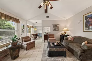 8507 Langdon Ln, Houston, TX 77036 - Photo 14