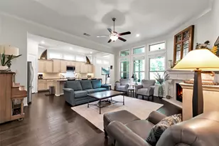 1015 Ginger Glade Ln, Pinehurst, TX 77362 - Photo 16