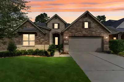 1015 Ginger Glade Lane, Pinehurst, TX 77362 - Photo 2