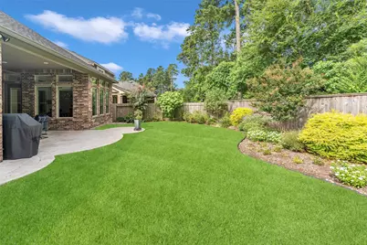1015 Ginger Glade Lane, Pinehurst, TX 77362 - Photo 8