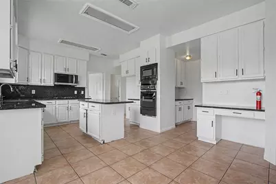 515 Spring Moss Drive, Missouri City, TX 77459 - Photo 8