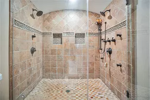 1310 Bayou Shore Dr, Galveston, TX 77551 - Photo 16