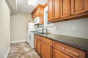 1310 Bayou Shore Dr, Galveston, TX 77551 - Photo 24