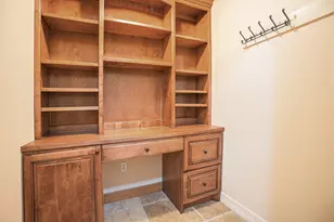 1310 Bayou Shore Dr, Galveston, TX 77551 - Photo 22