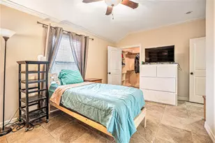 1310 Bayou Shore Dr, Galveston, TX 77551 - Photo 18