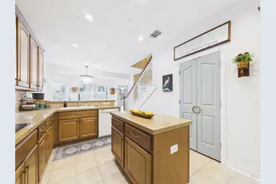 308 Shore Breeze Lane, League City, TX 77573 - Photo 16