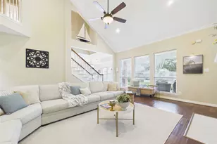 308 Shore Breeze Ln, League City, TX 77573 - Photo 10