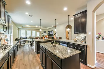 111 Quail Meadow Drive, Conroe, TX 77384 - Photo 10